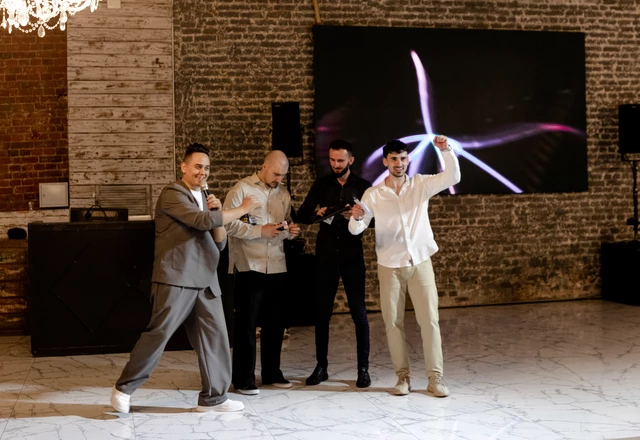 Ведущий главных событий Вашей жизни - Данил Бессарабов  - слайд 11