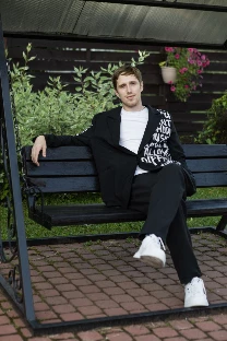 Ведущий Владислав Богомолов - фото 20