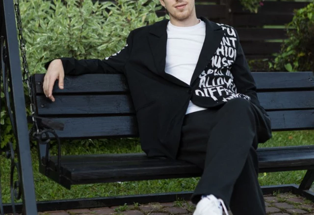 Ведущий Владислав Богомолов - слайд 19