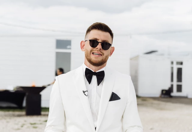 Ведущий Антон Петухов - слайд 7