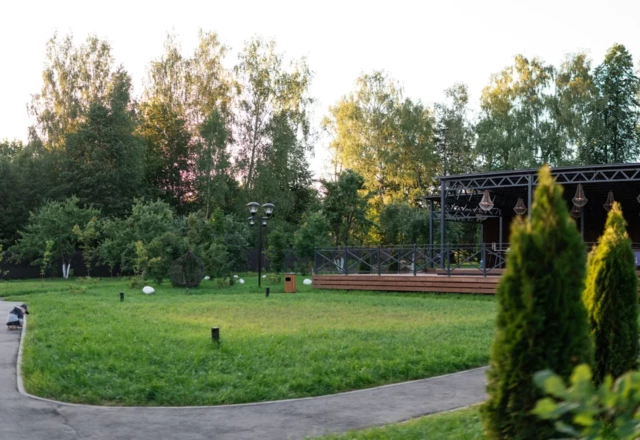 Парк-Отель «Воздвиженское» Летняя терраса  - фото 15