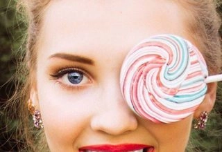 Топ-Визажист и Стилист −             Рината Ахметшина - слайд 11