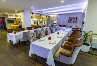 Country Club Юдино Парк / Кантри Клаб Юдино Парк Оливковый зал с верандой - фото 12