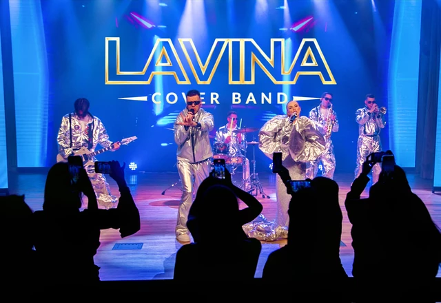 Кавер-группа Lavina - слайд 1