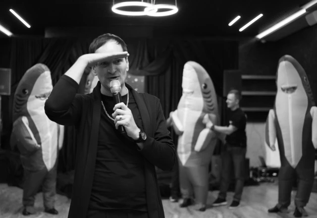 Ведущий Николай Воронцов - слайд 19