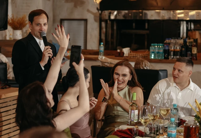 Ведущий Николай Воронцов - фото 4