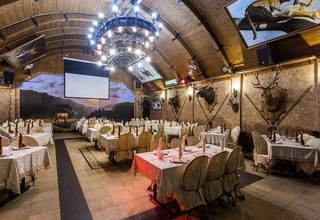 Ресторанный комплекс Охотники на привале Большой зал - фото 3