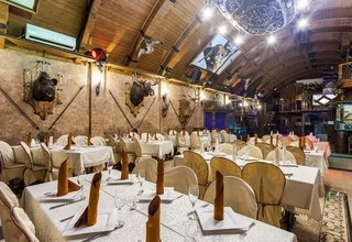 Ресторанный комплекс Охотники на привале Большой зал - фото 9