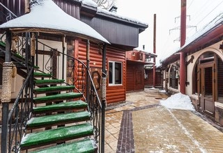 Ресторанный комплекс Охотники на привале Территория комплекса - фото 7