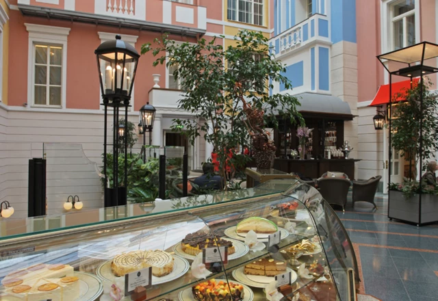 Grand Hotel Europe / Гранд Отель Европа Mezzanine & Delizie by Cipriani - фото 3