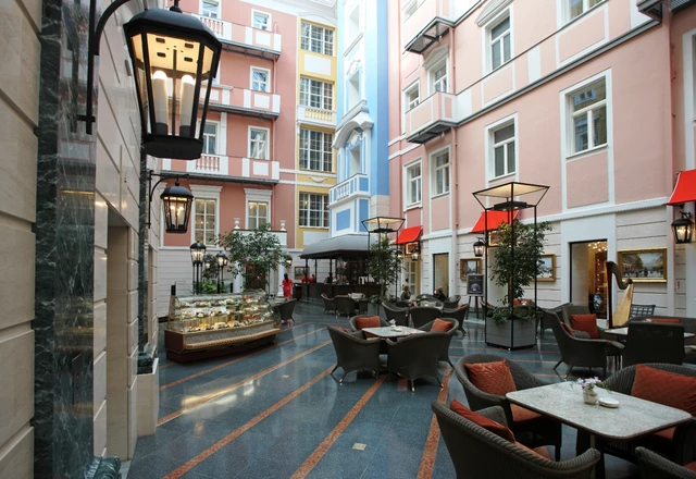 Grand Hotel Europe / Гранд Отель Европа Mezzanine & Delizie by Cipriani - фото 4