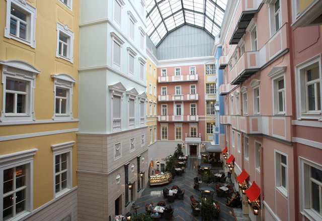 Grand Hotel Europe / Гранд Отель Европа Mezzanine & Delizie by Cipriani - фото 5