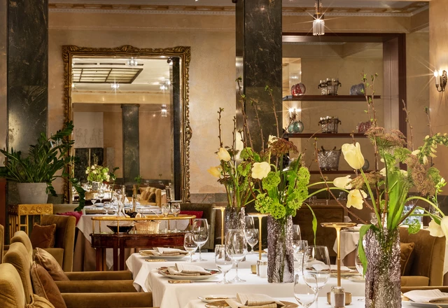 Grand Hotel Europe / Гранд Отель Европа Ресторан «Икорный бар» - фото 2