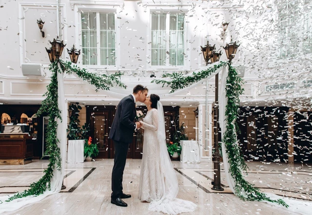 Гранд Отель Эмеральд / Grand Hotel Emerald  Выездная регистрация