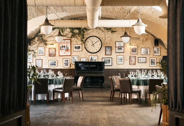 Строганов Стейк Хаус / Stroganoff Steak House  Строгановский зал - фото 2