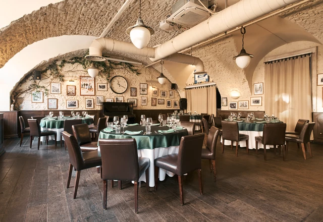 Строганов Стейк Хаус / Stroganoff Steak House  Строгановский зал - фото 1