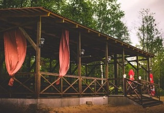 Загородный ресторан «Драгунский ручей» Летняя беседка - фото 2