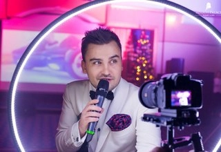 Ведущий Алексей Шелест - слайд 11