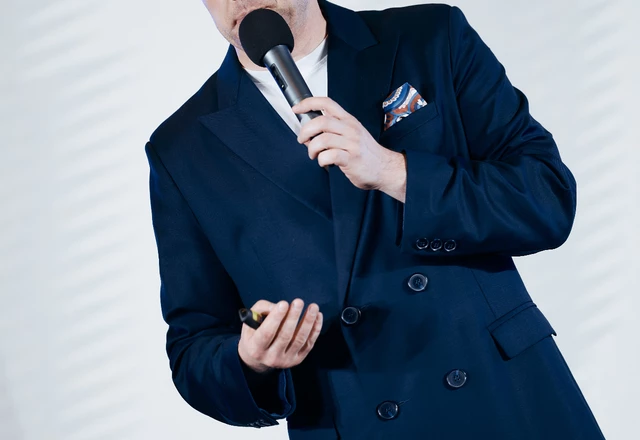 Ведущий Павел Багрянцев - слайд 12