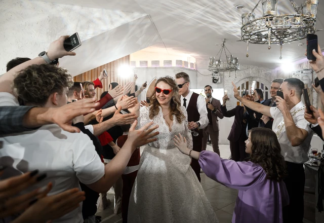 Ведущий Евгений Моисеев - слайд 13