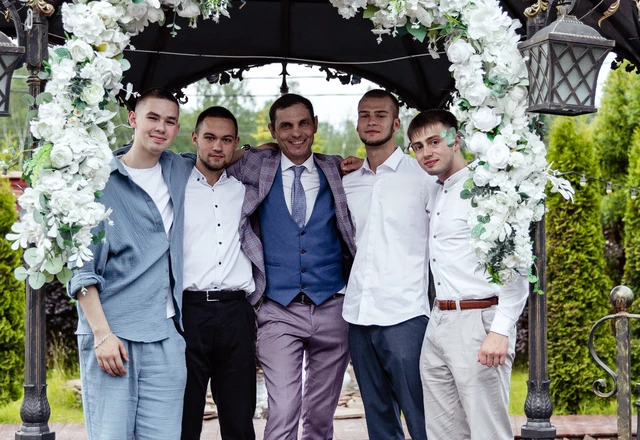 Ведущий Евгений Моисеев - слайд 4