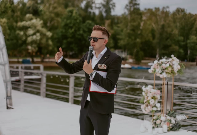 Ведущий Кочелаевский Михаил  - слайд 12