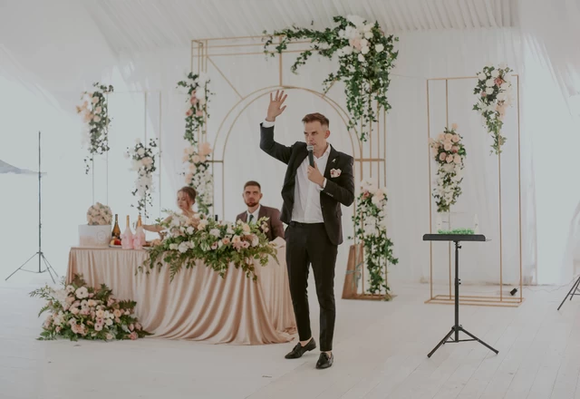 Ведущий Кочелаевский Михаил  - слайд 10