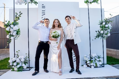 Ведущий Артур Кинг - фото 3