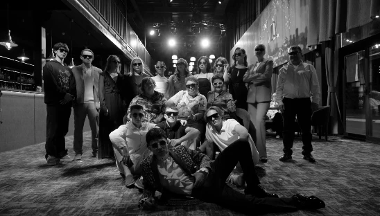 Ведущий Артур Кинг - фото 9