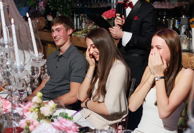 Ведущий Артур Кинг - слайд 3