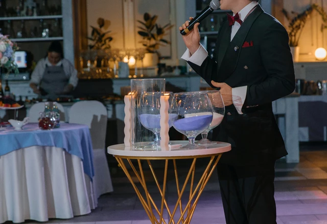 Ведущий Артур Кинг - слайд 17