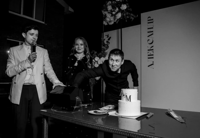 Ведущий Артур Кинг - слайд 10