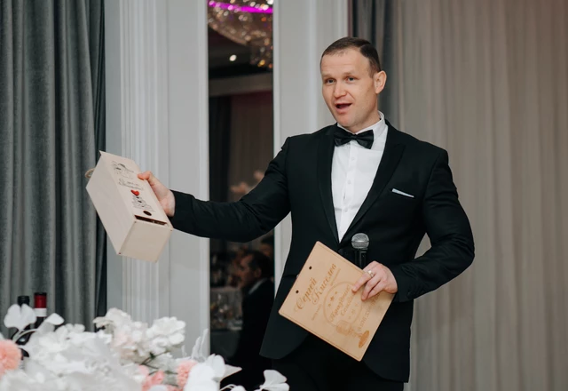 Ведущий Сергей Киселев - слайд 17