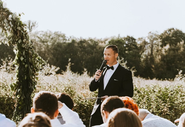 Ведущий Сергей Киселев - слайд 2