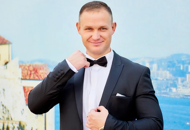 Ведущий Сергей Киселев - слайд 12