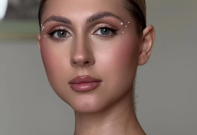 Свадебный визажист-стилист Альбина Апочанская - слайд 11