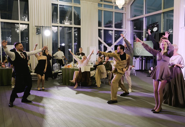 Ведущий Рейн Альбрехт  - слайд 8