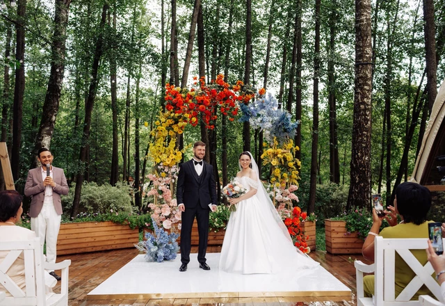 Ведущий Рейн Альбрехт  - слайд 12