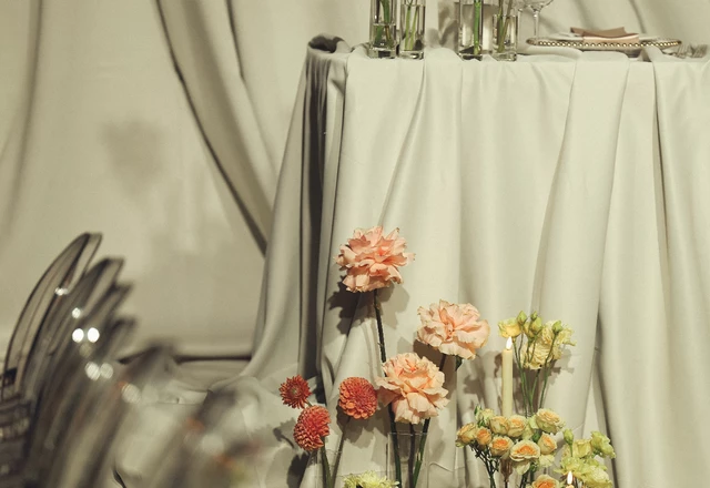 Студия декора Мёд, цветы и кольца - слайд 13