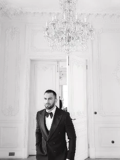 Ведущий Артак Казарян - фото 2