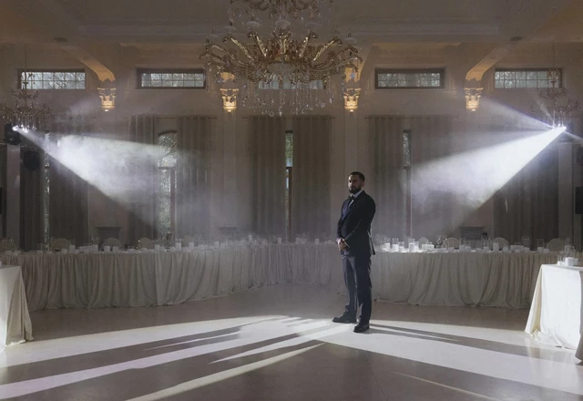 Ведущий Артак Казарян - слайд 3