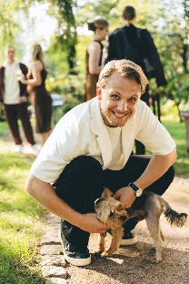 Ведущий Роман Юрчиков - фото 20