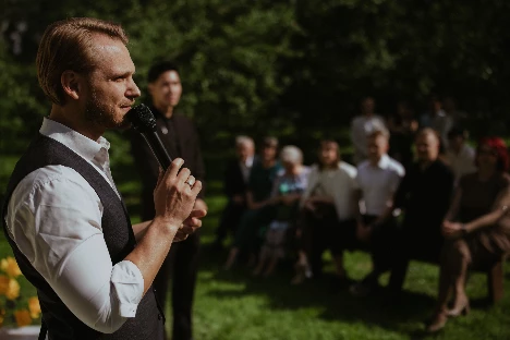 Ведущий Роман Юрчиков - фото 16