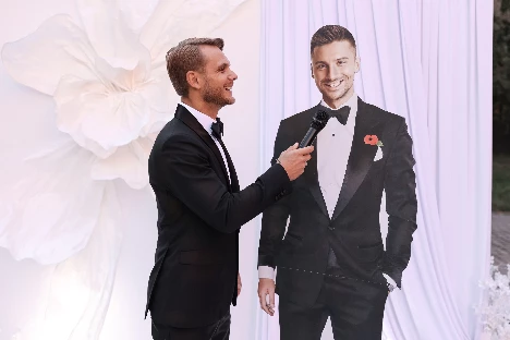 Ведущий Роман Юрчиков - фото 4