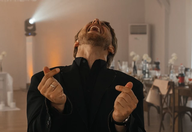 Ведущий Роман Юрчиков - слайд 6