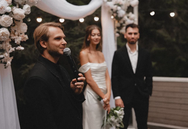 Ведущий Роман Юрчиков - слайд 5