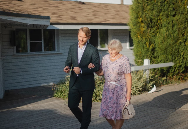 Ведущий Роман Юрчиков - слайд 8