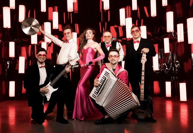 ELLY & ANDREW - слайд 10