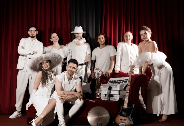 ELLY & ANDREW - слайд 4