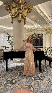 Певица Аделина Райс - фото 5